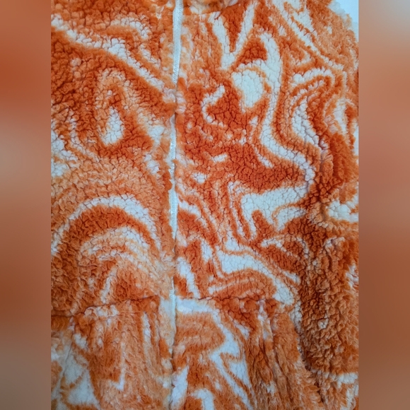 Women's PacSun Orange and White Fuzzy Cozy Teddy Jacket MEDIUM - Picture 2 of 7